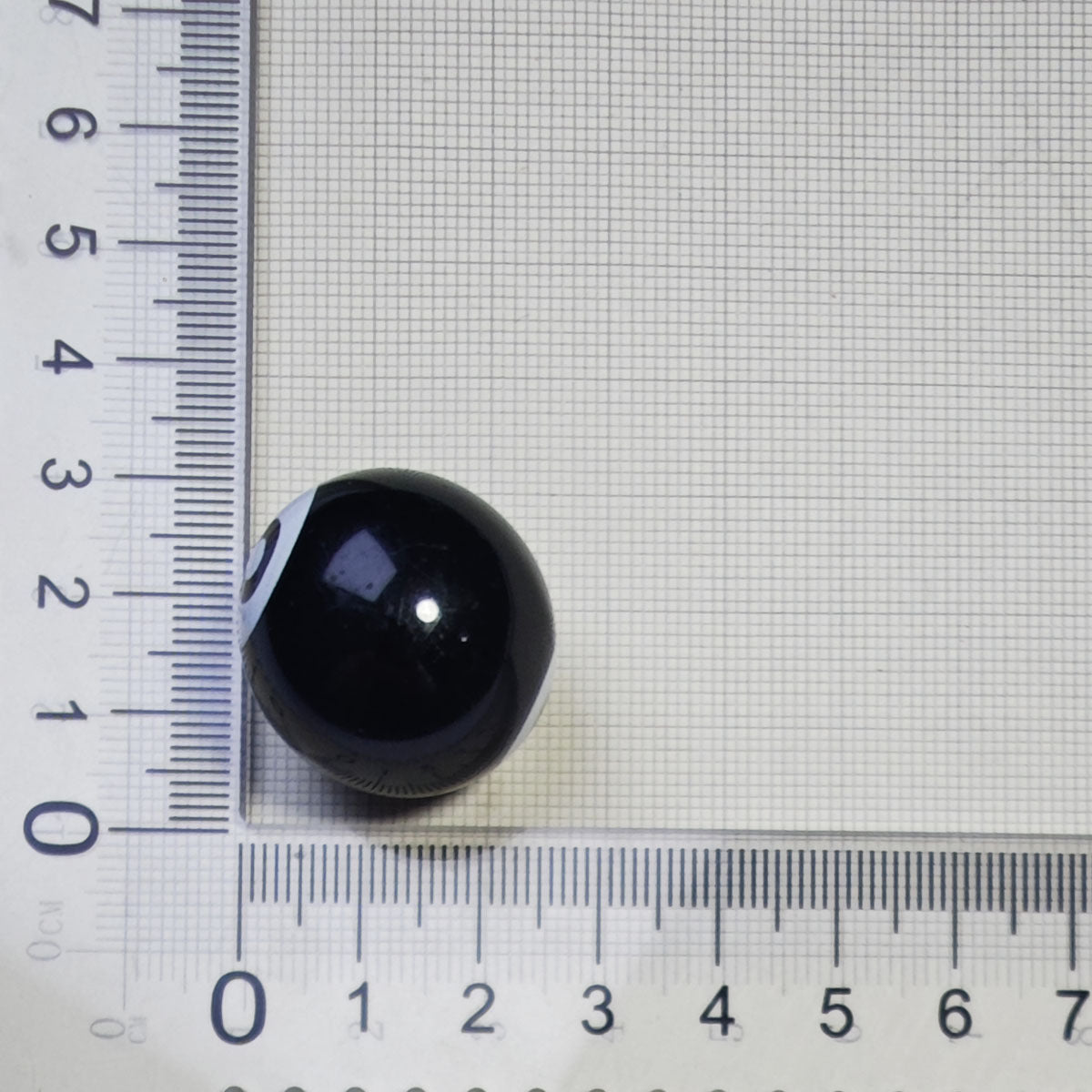 Wholesale Billiards simulation billiard accessories creative mini black eight keychain DIY